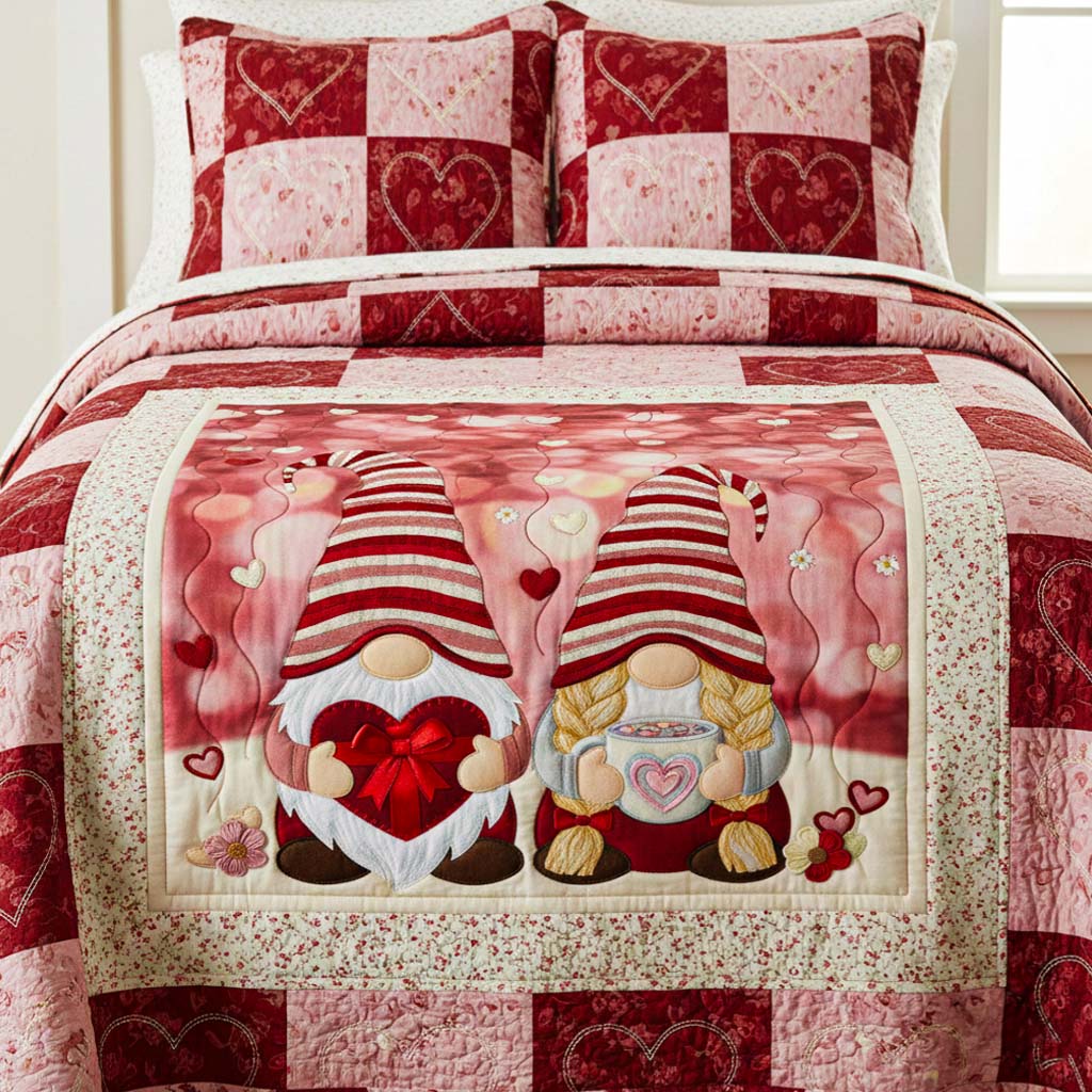Valentine Gnome Charm 3-Piece Quilted Bedding Set - Single (59" x 70")