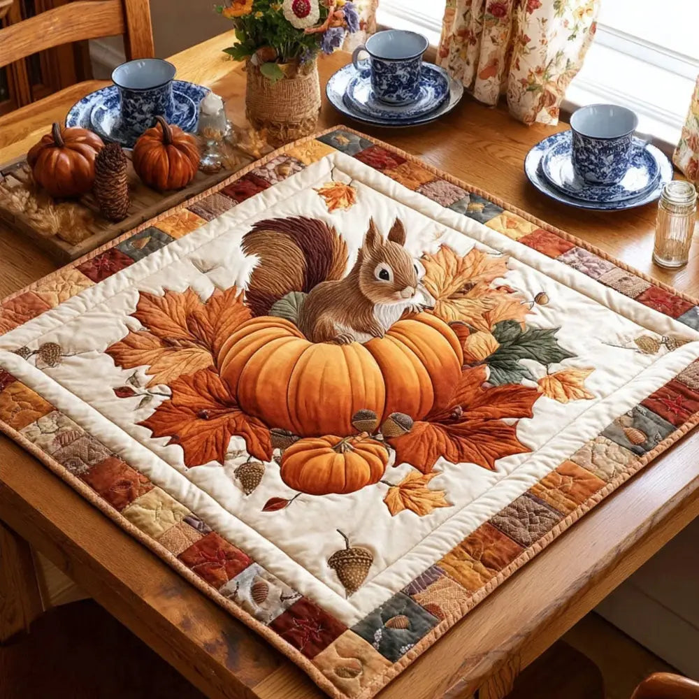 Autumn Guest Table Topper
