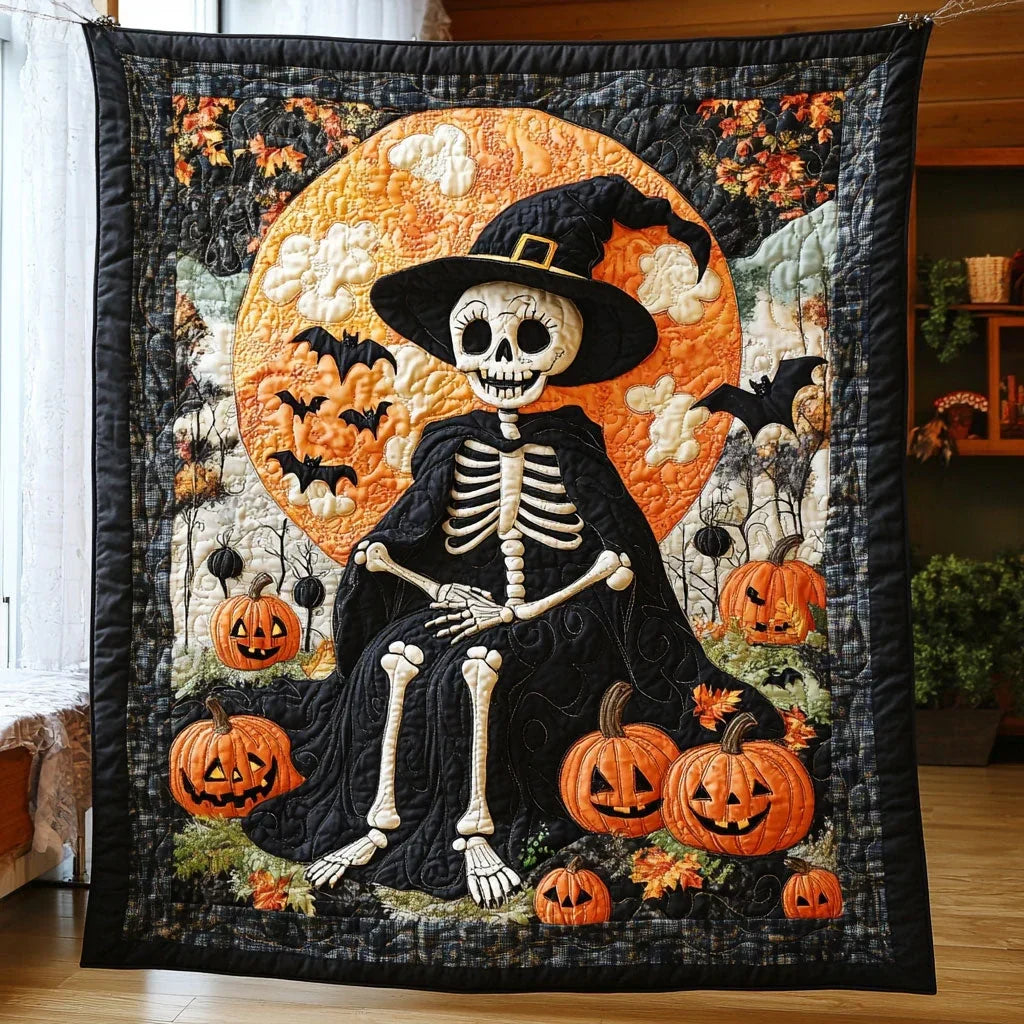 Moonlit Grin Quilt Blanket