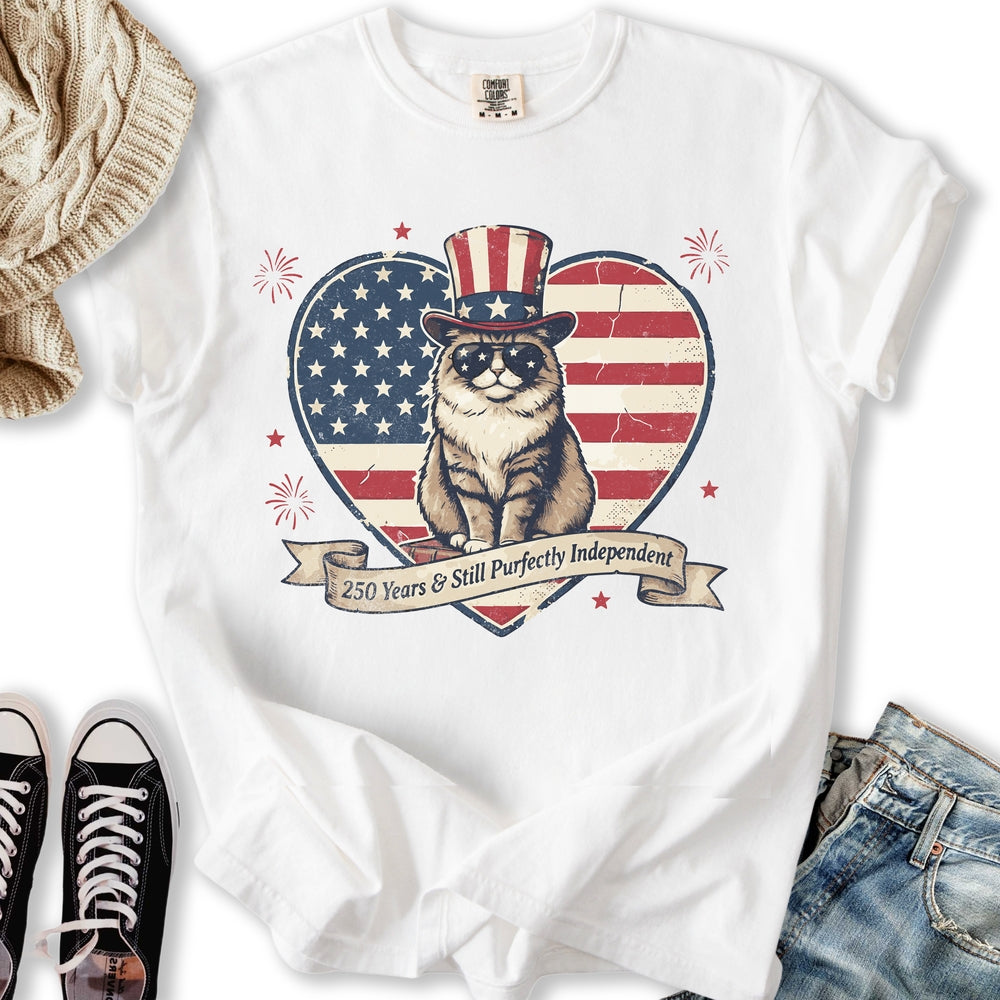 Purfectly Independent Cat Relaxed Tee