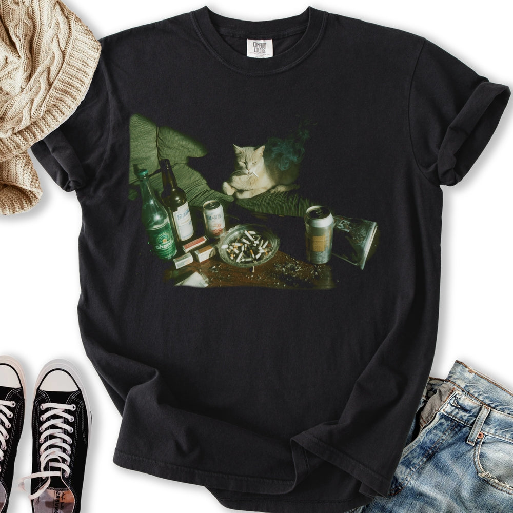 Retro Funny Smoking Cat Relaxed Tee