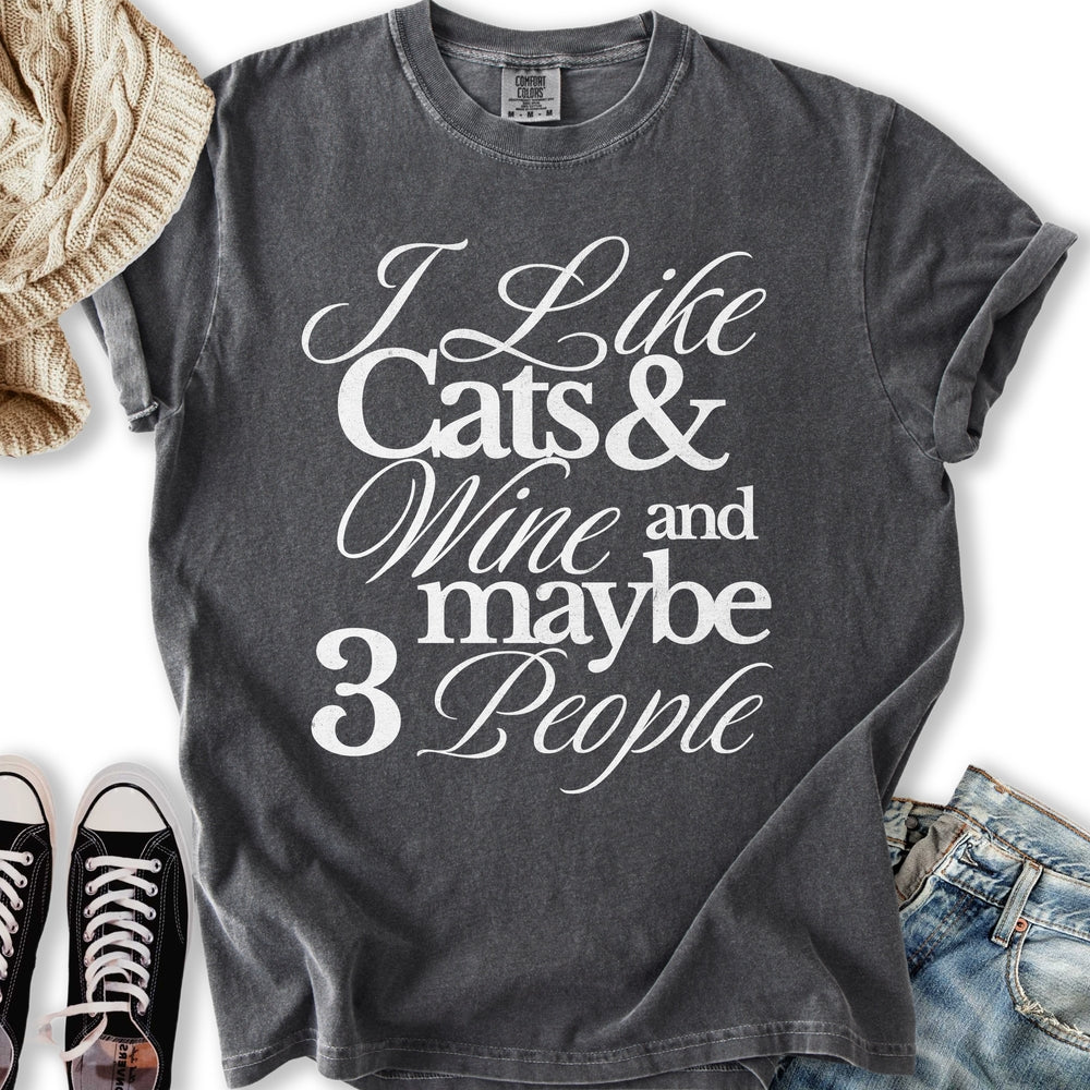 I Like Cats and Wine Relaxed Tee