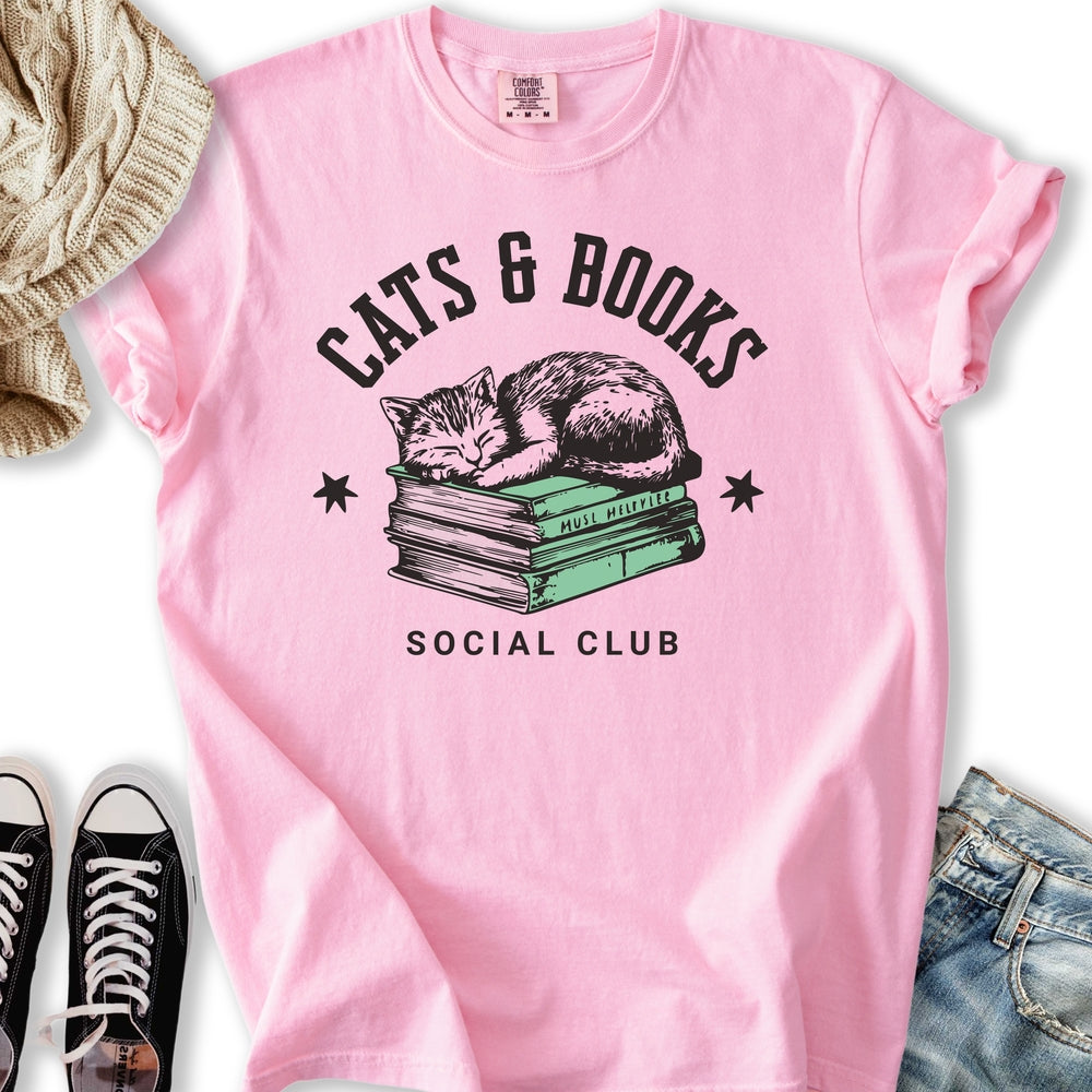 Cats & Books Social Relaxed Tee