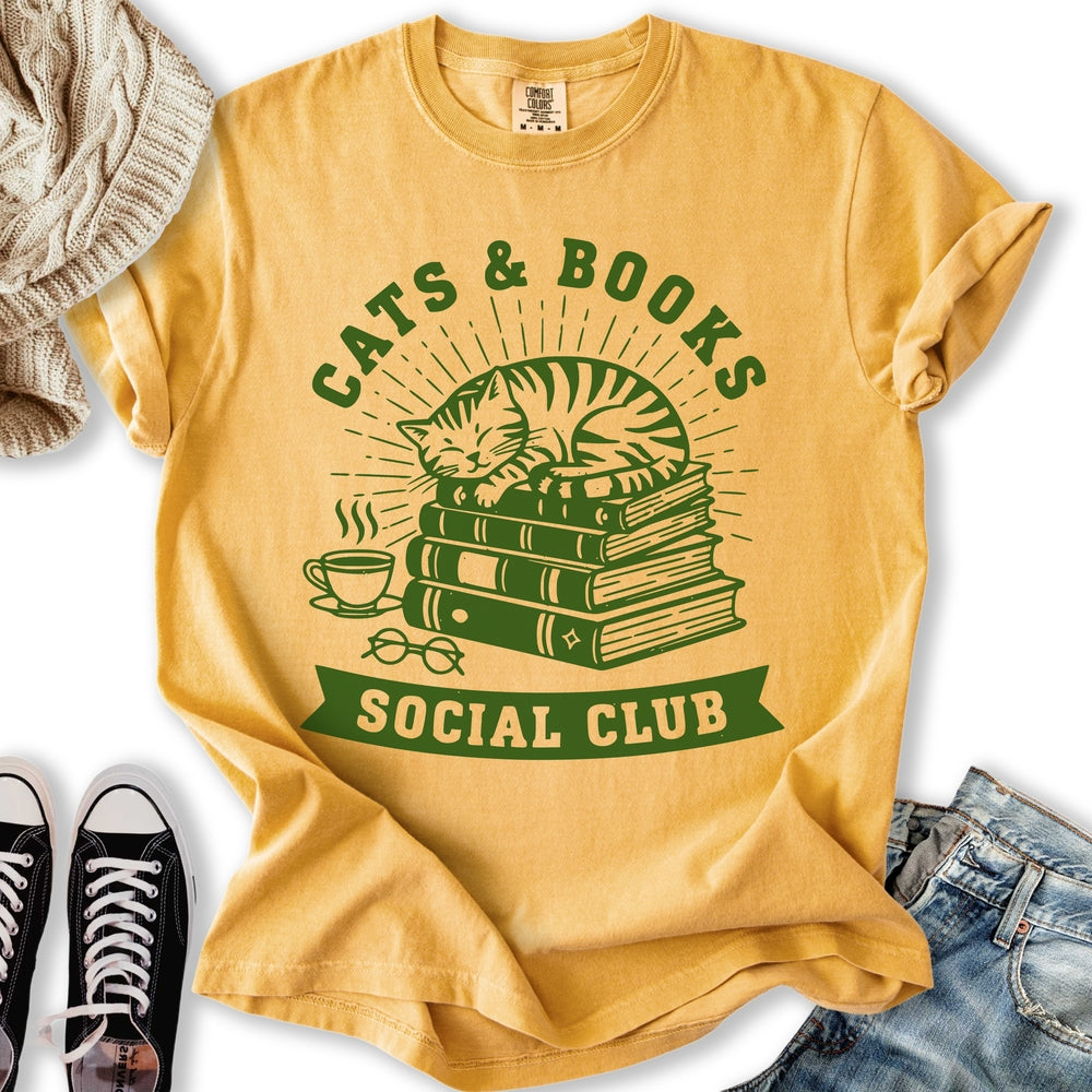 Cats and Books Social Relaxed Tee