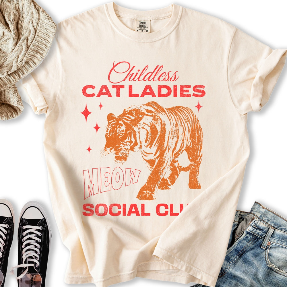 Childless Cat Lady Relaxed Tee