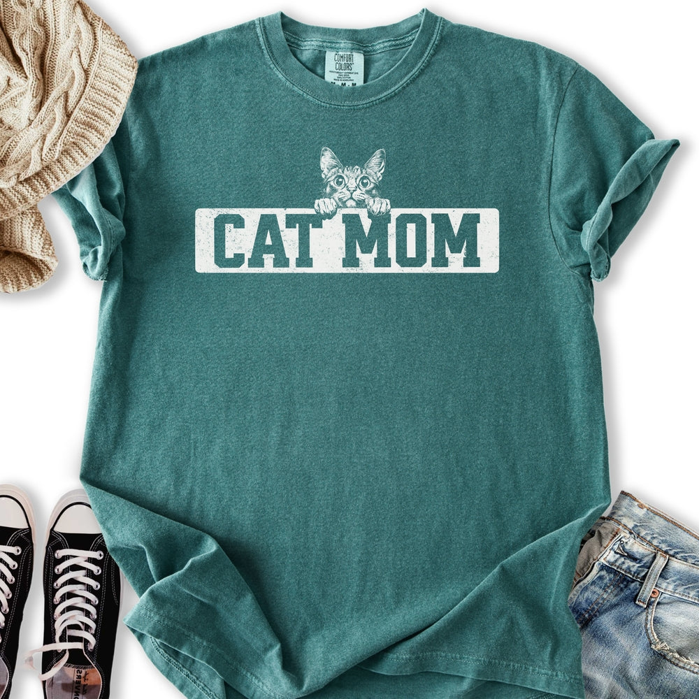 Vintage Cat Mom Relaxed Tee