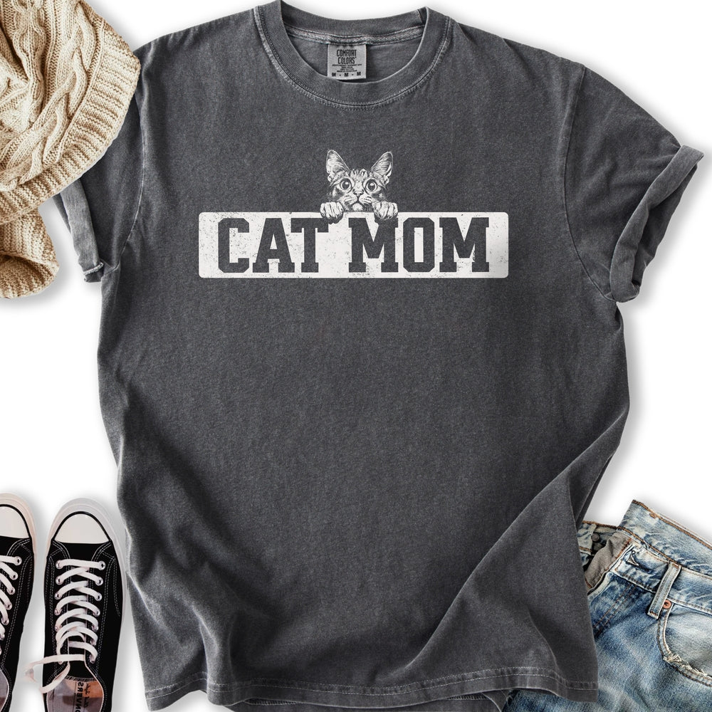 Vintage Cat Mom Relaxed Tee