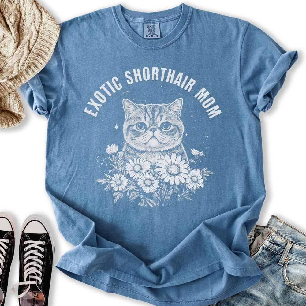 Exotic Shorthair Mom Relaxed Tee
