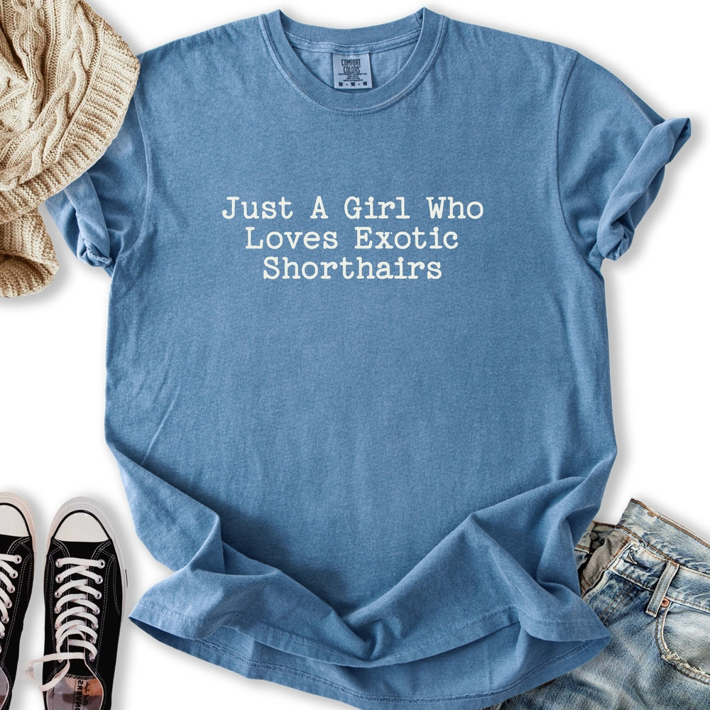 Girl Who Loves Exotics Relaxed Tee