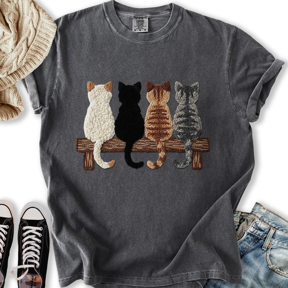 Four Cats Faux Yarn Printed Relaxed Tee