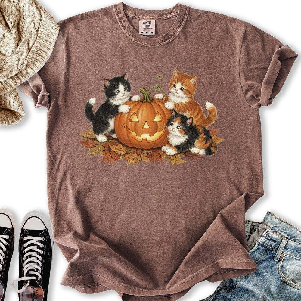 Cute Fall Kittens Relaxed Tee