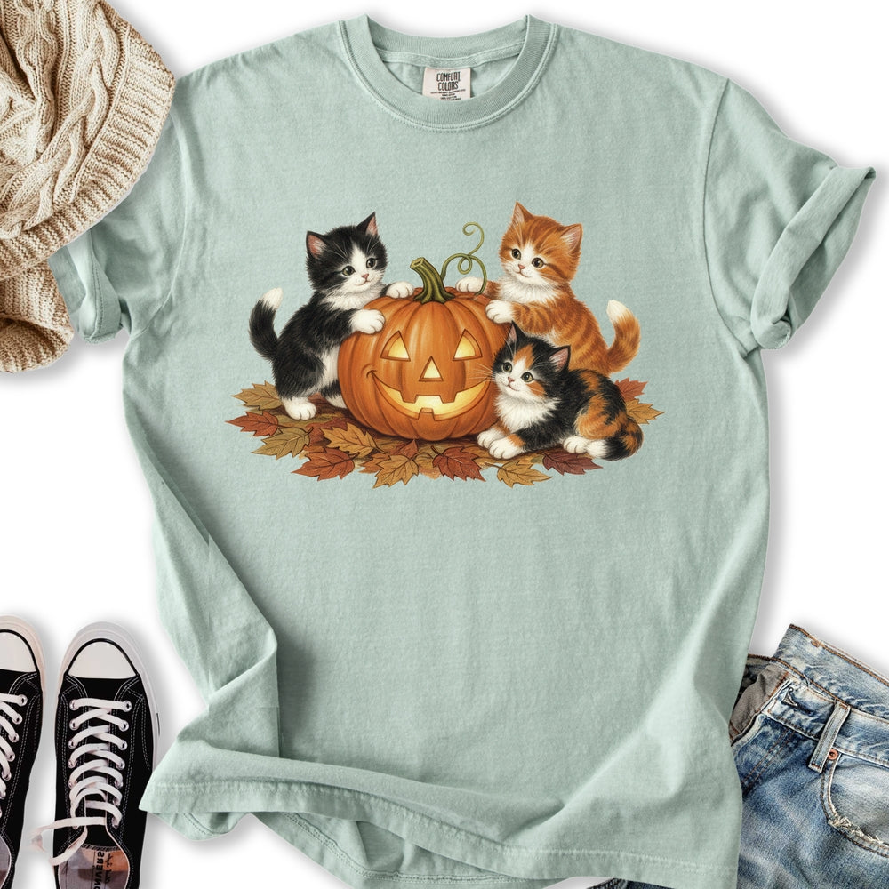 Cute Fall Kittens Relaxed Tee