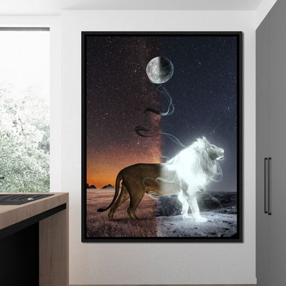 Lion Lune Canvas Wall Art
