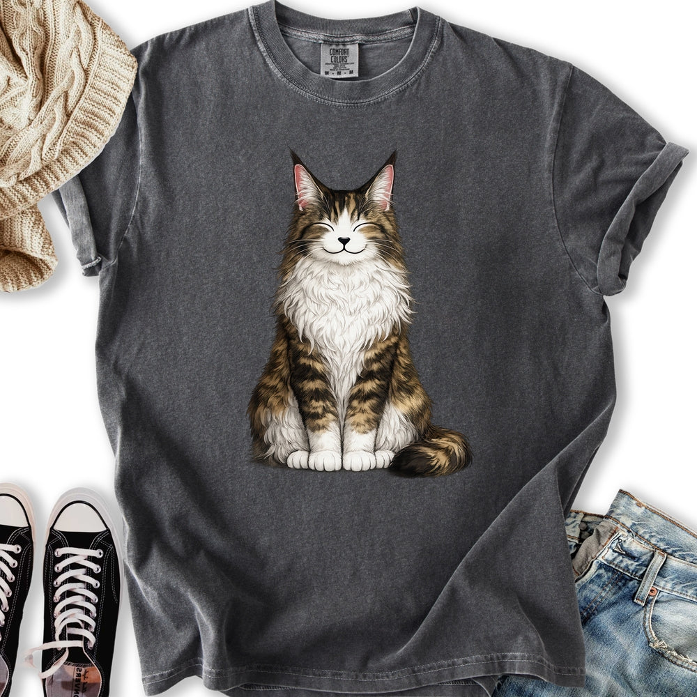 Smiling Maine Coon Cat Relaxed Tee