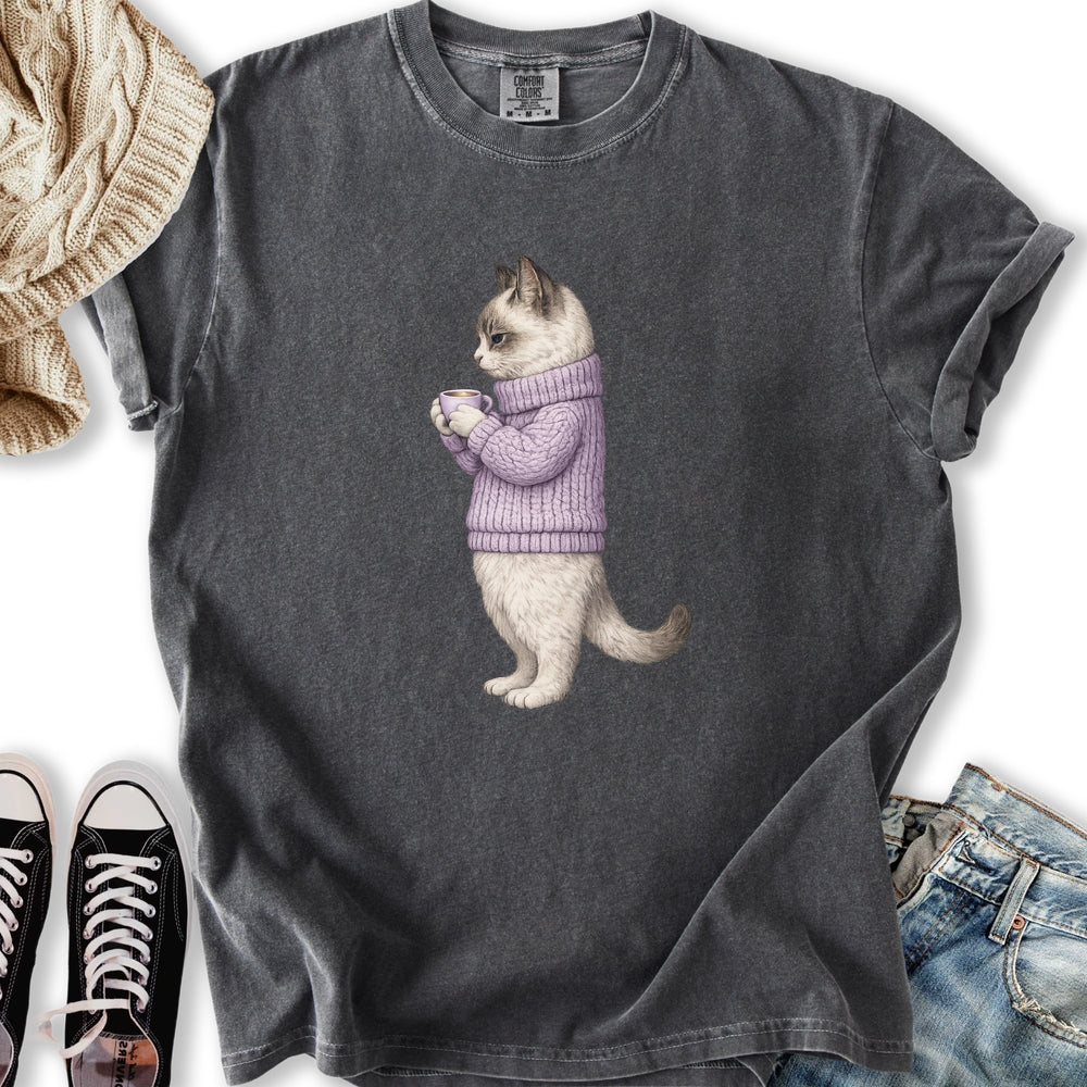 Cozy Ragdoll Cat Relaxed Tee