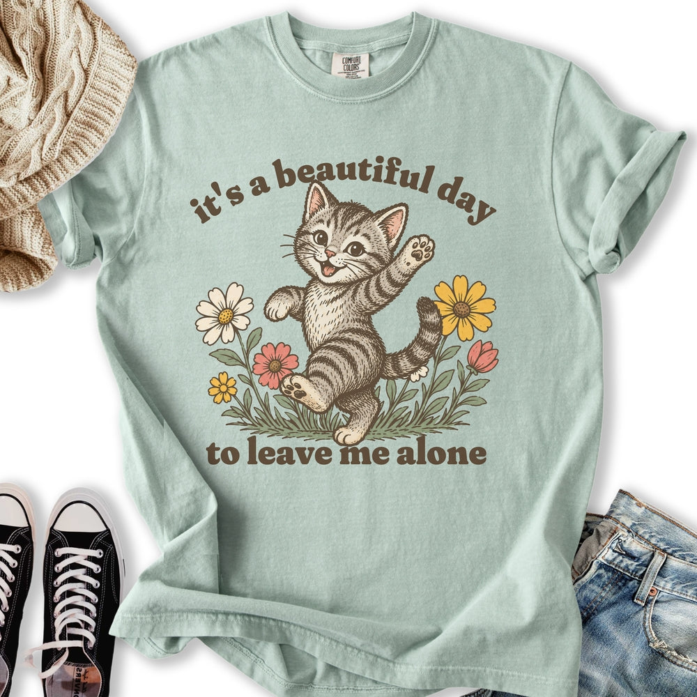 Beautiful Day Cat Relaxed Tee