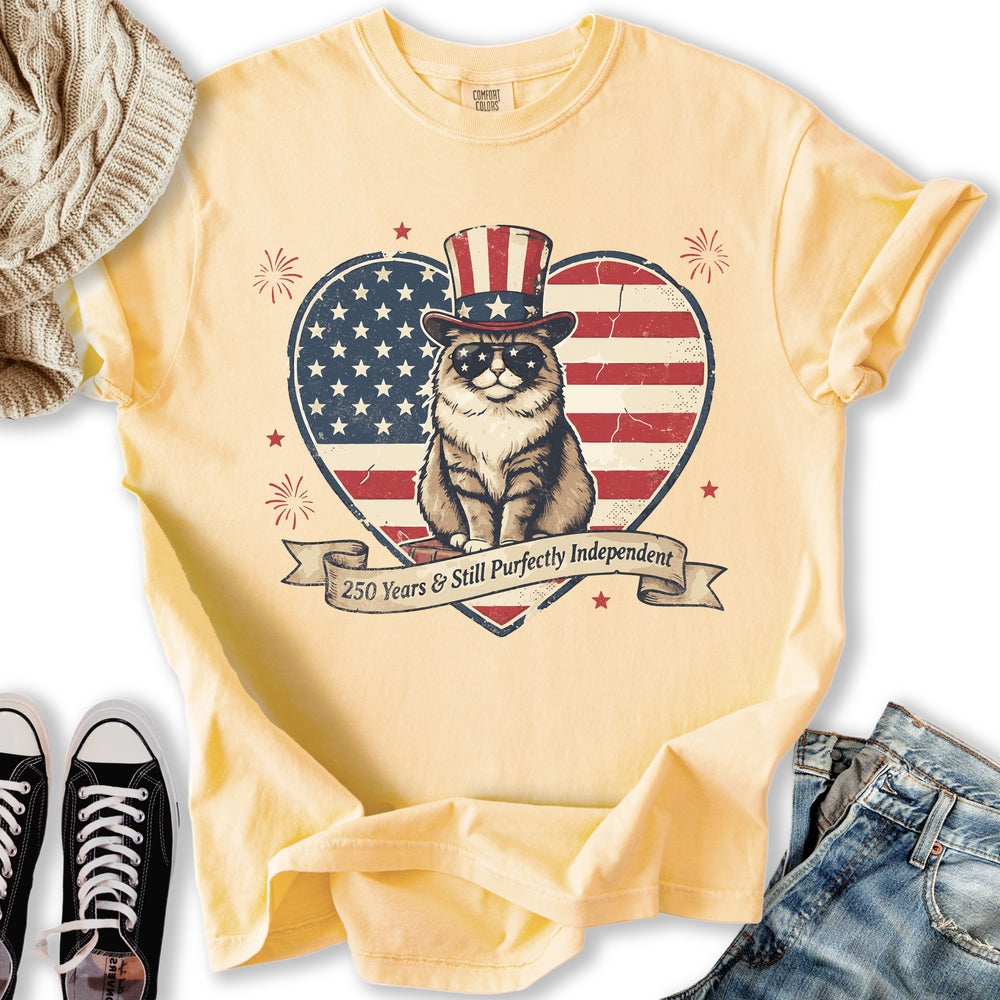 Purfectly Independent Cat Relaxed Tee