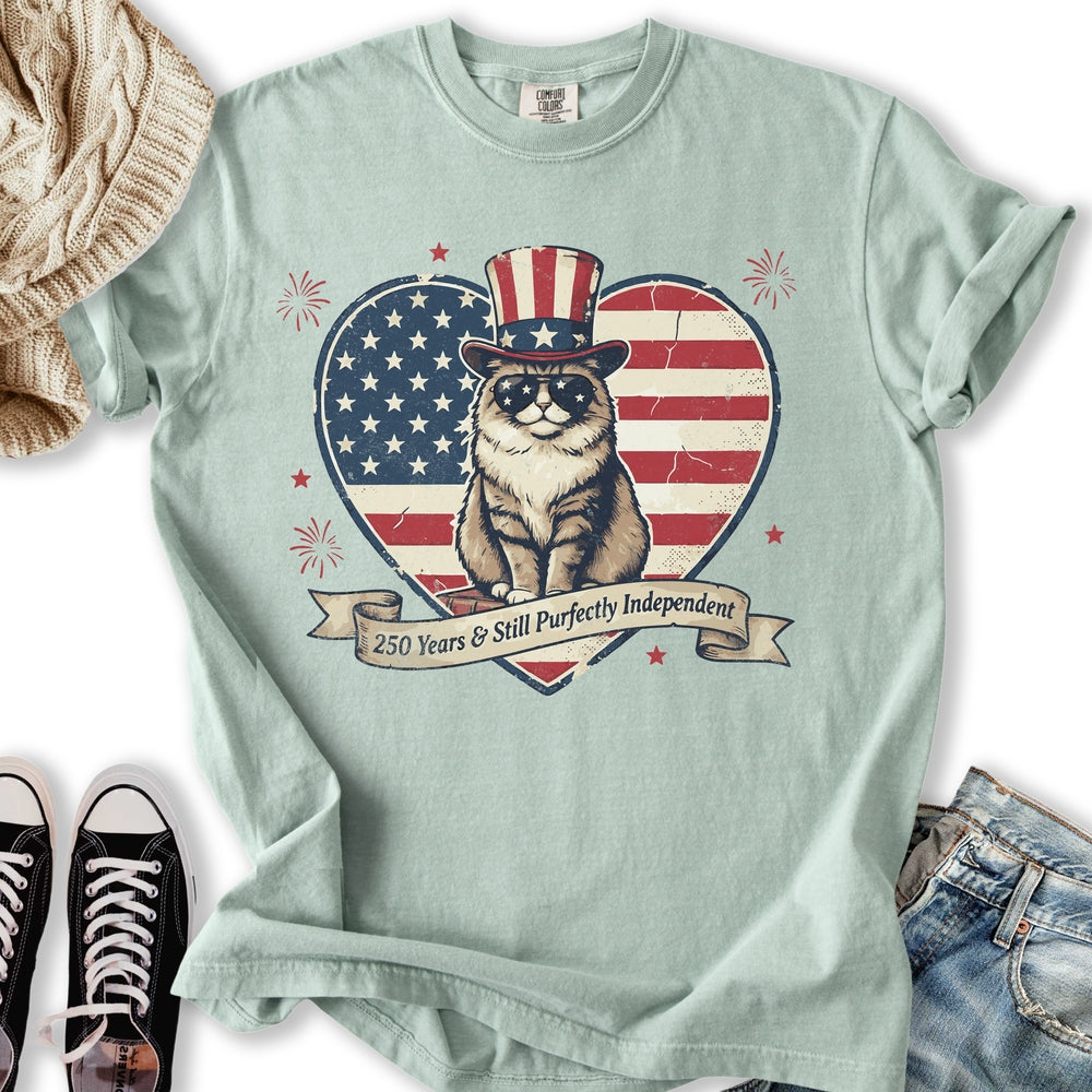 Purfectly Independent Cat Relaxed Tee