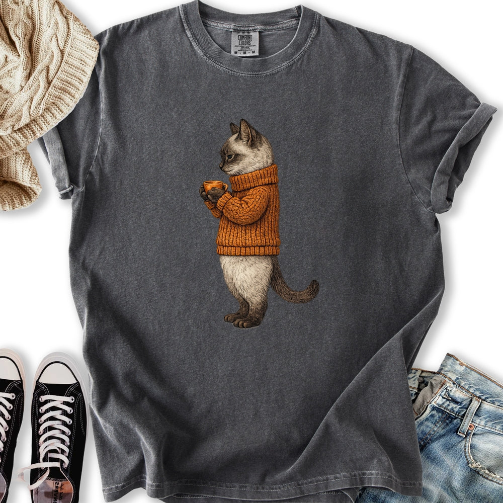 Cozy Siamese Cat Relaxed Tee