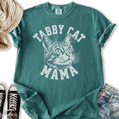 Tabby Cat Mama Relaxed Tee