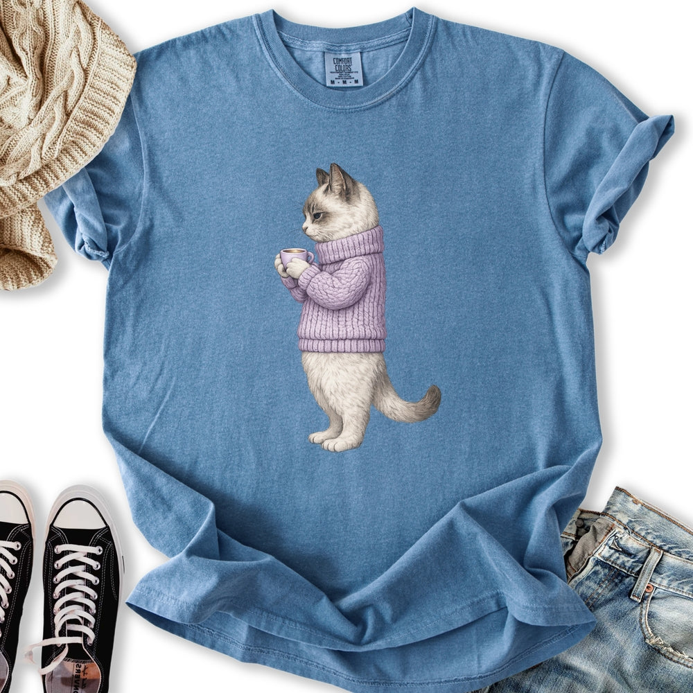 Cozy Ragdoll Cat Relaxed Tee