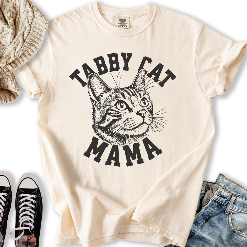 Tabby Cat Mama Relaxed Tee