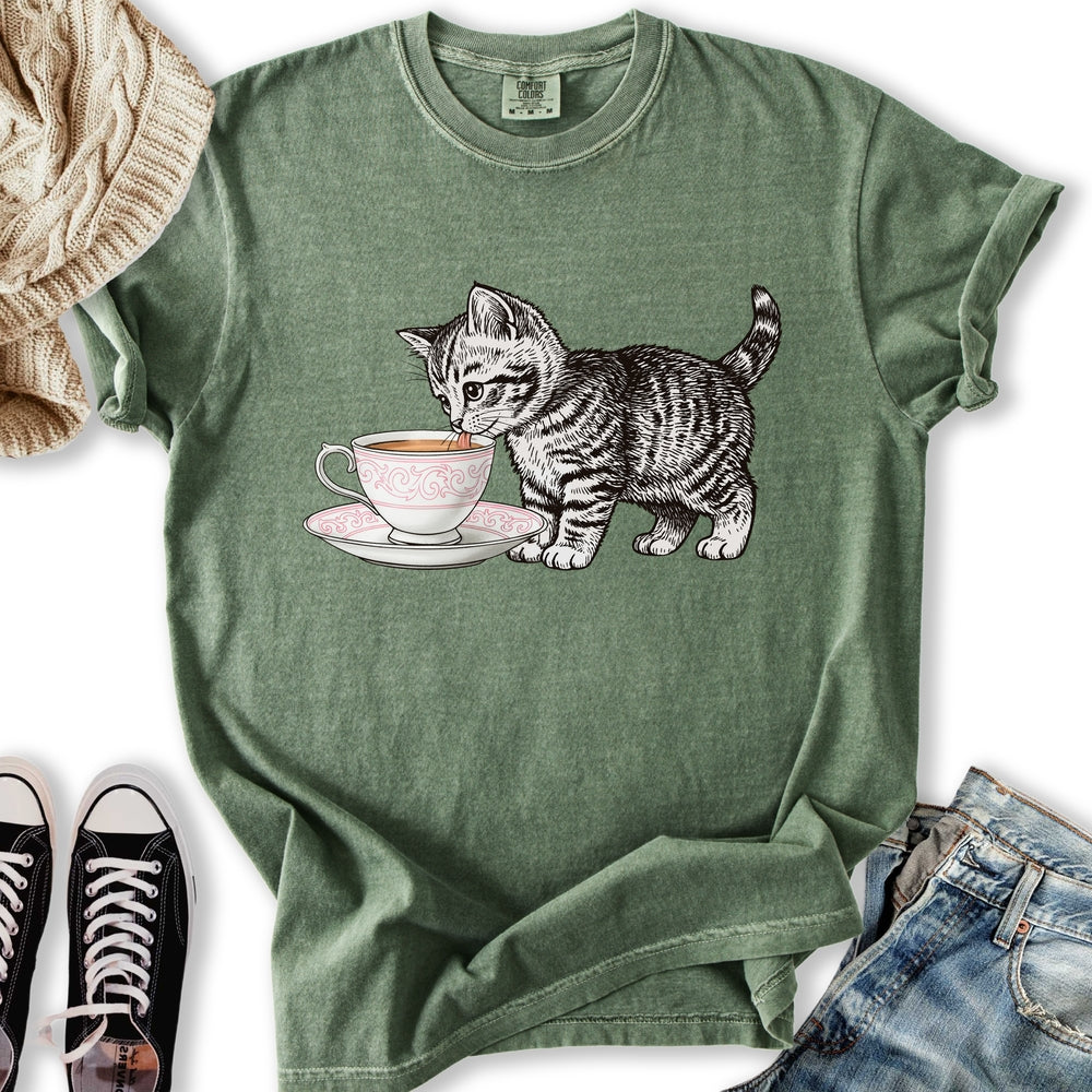 Tea Cup Kitten Relaxed Tee
