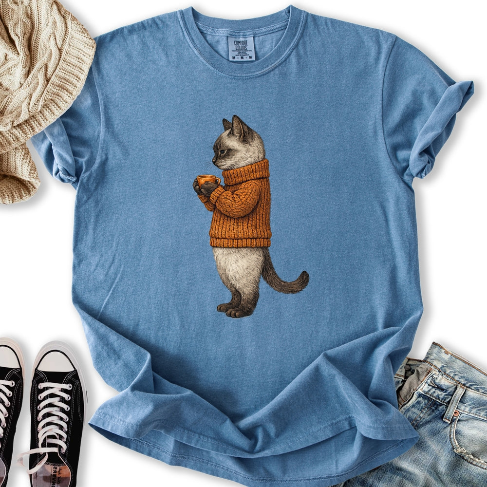 Cozy Siamese Cat Relaxed Tee