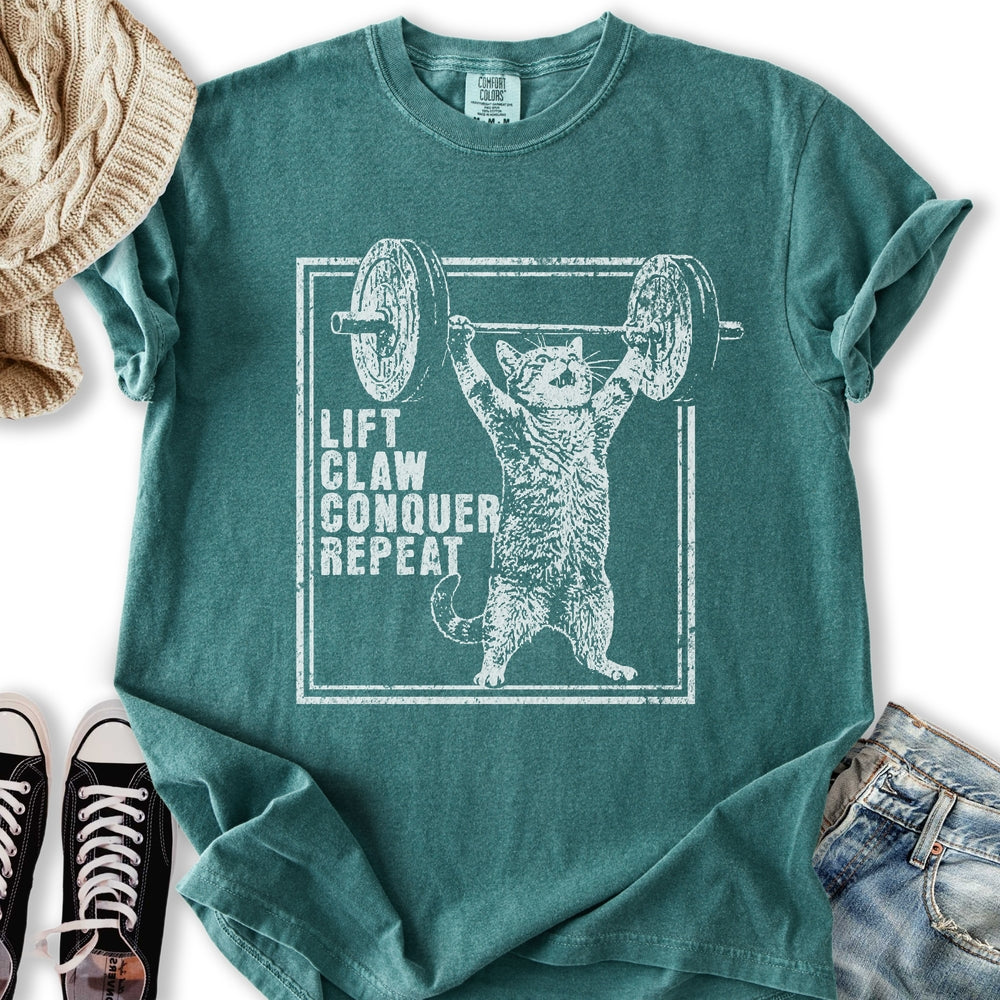 Lift Claw Conquer Relaxed Tee