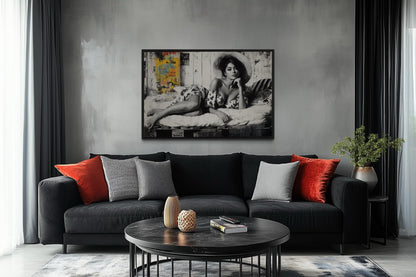 Black And White Vintage Style Sexy Woman Wall Art