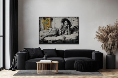Black And White Vintage Style Sexy Woman Wall Art