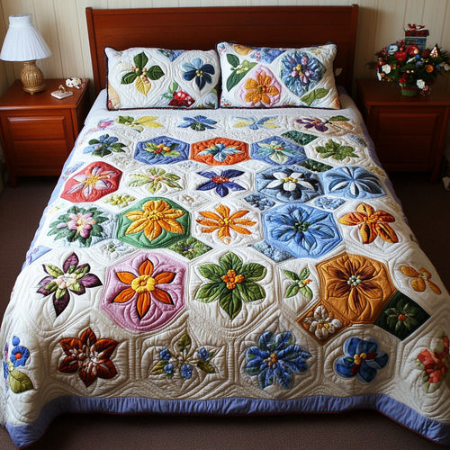 BloomTwilight 3-Piece Quilted Bedding Set - Single (59" x 70")