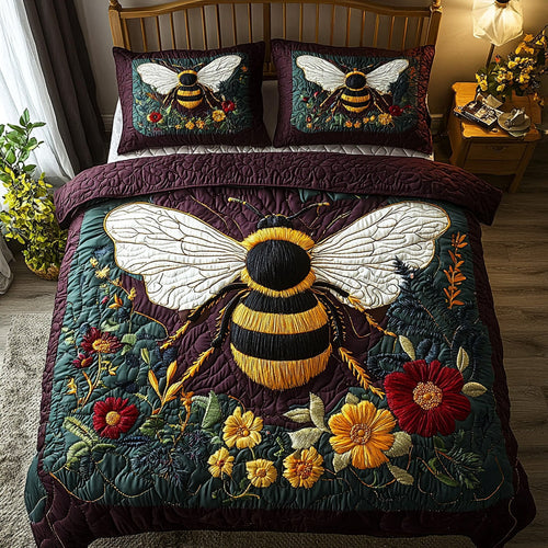 Buzzing Petals 3-Piece Quilted Bedding Set - Single (59" x 70")