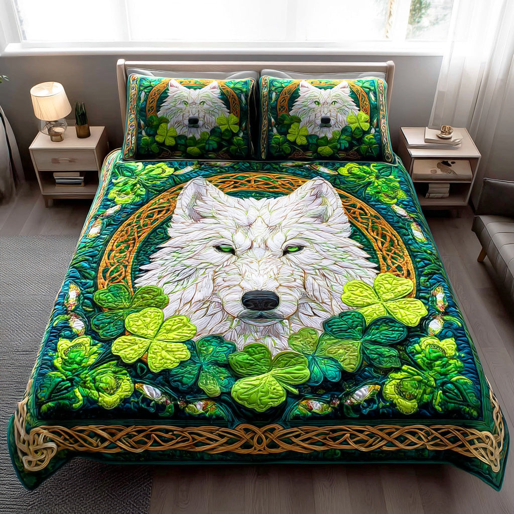Celtic Moon Wolf 3-Piece Quilted Bedding Set - Single (59" x 70")