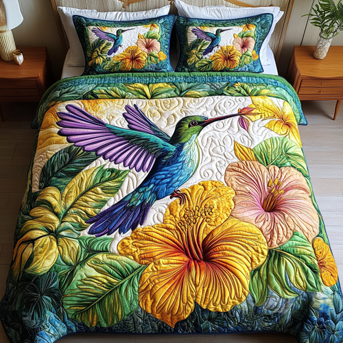 Hummingbird Bloom 3-Piece Quilted Bedding Set - Single (59" x 70")