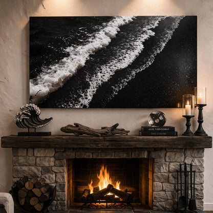 Monochrome Ocean Waves