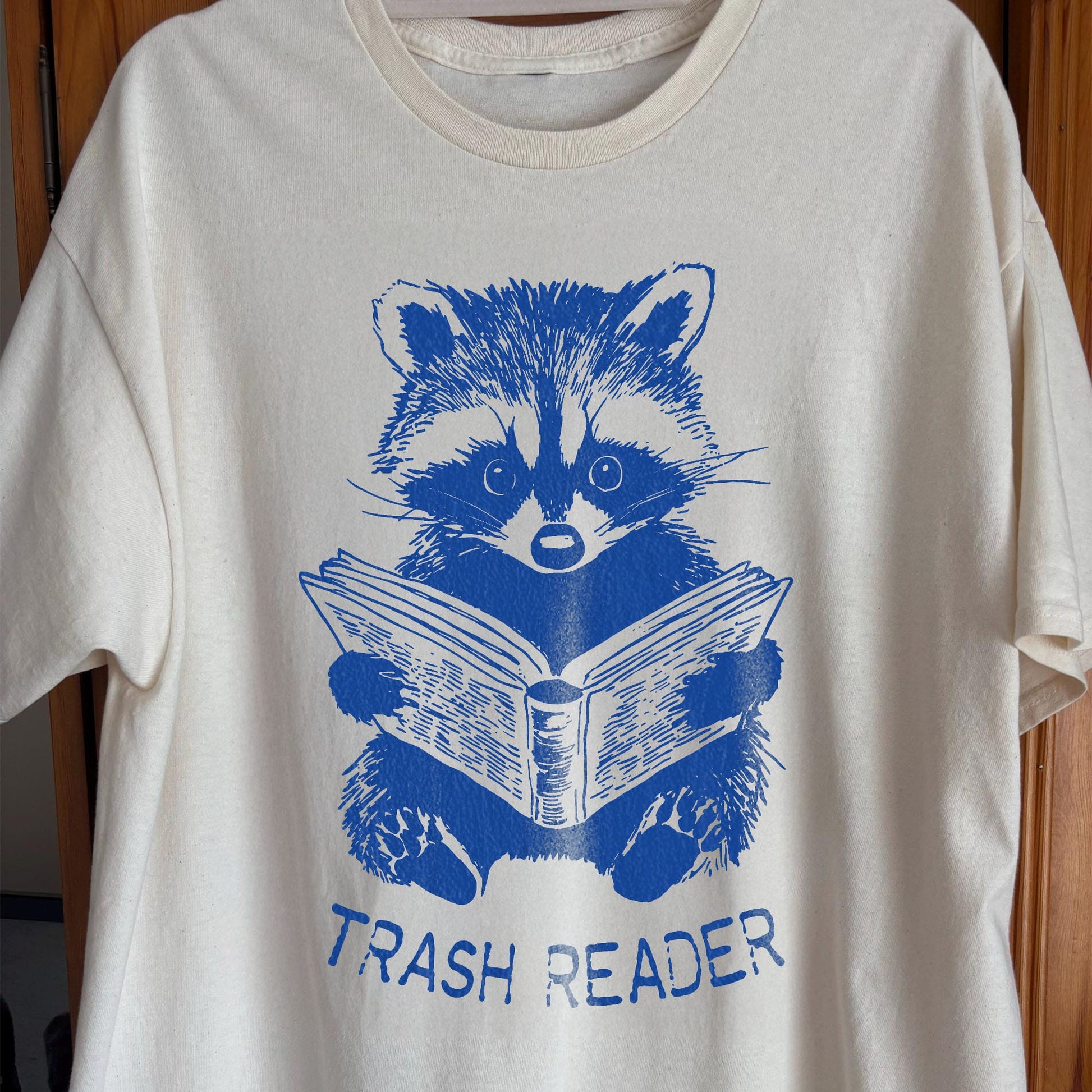 Trash Reader Raccoon Shirt – Funny Book Lover Graphic Tee, funny meme tee gift