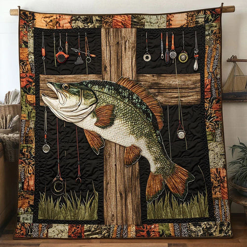 Bass Fish Shore Light Quilt Blanket