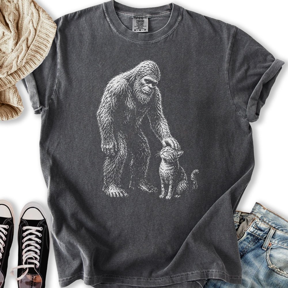 Bigfoot Kitten Relaxed Tee