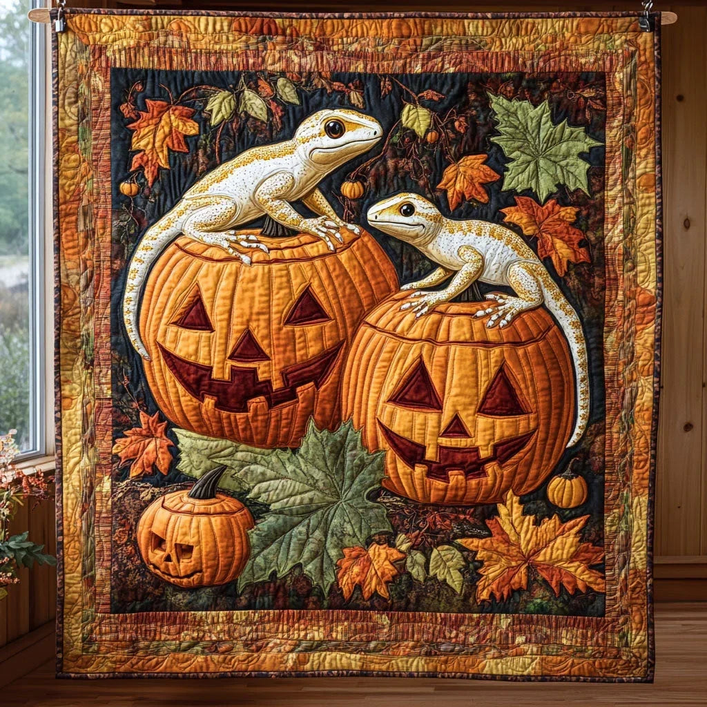 Crawling Harvest Quilt Blanket