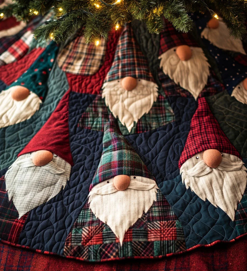Crisp Eve Quilted Christmas Tree Skirt