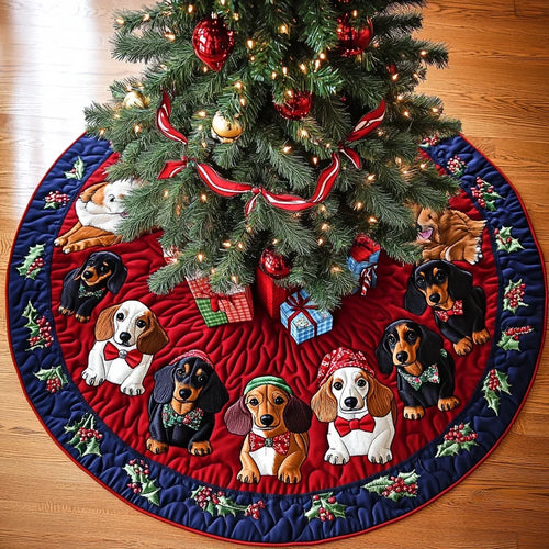 Dachshunds Spirit Christmas Quilted Tree Skirt