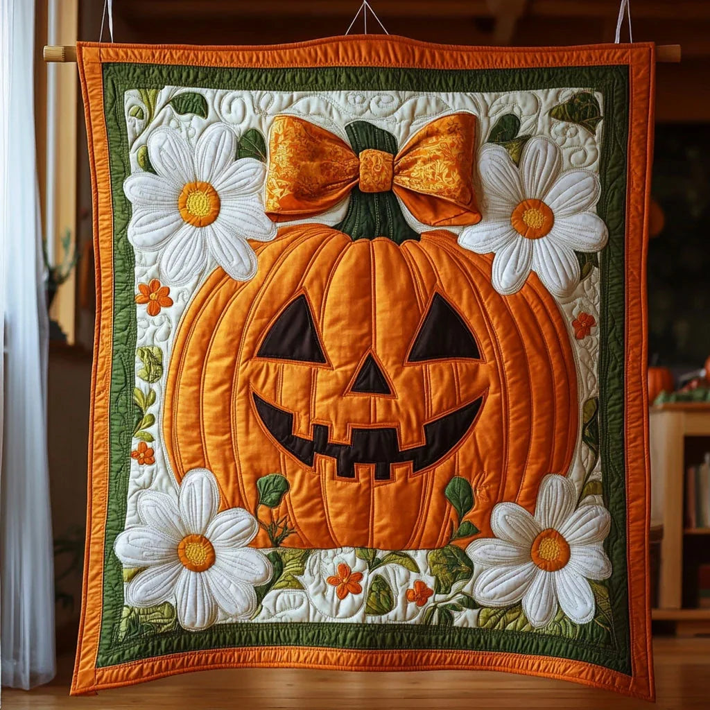 Daisy Grin Quilt Blanket