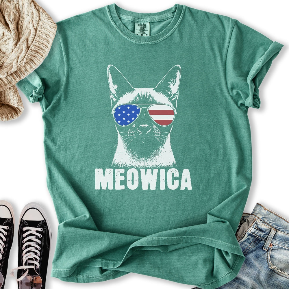 Meowica Siamese Relaxed Tee