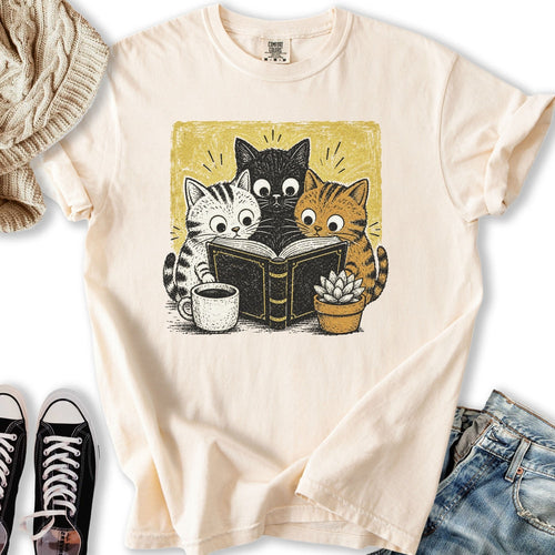 Kittens Reading Relaxed Tee