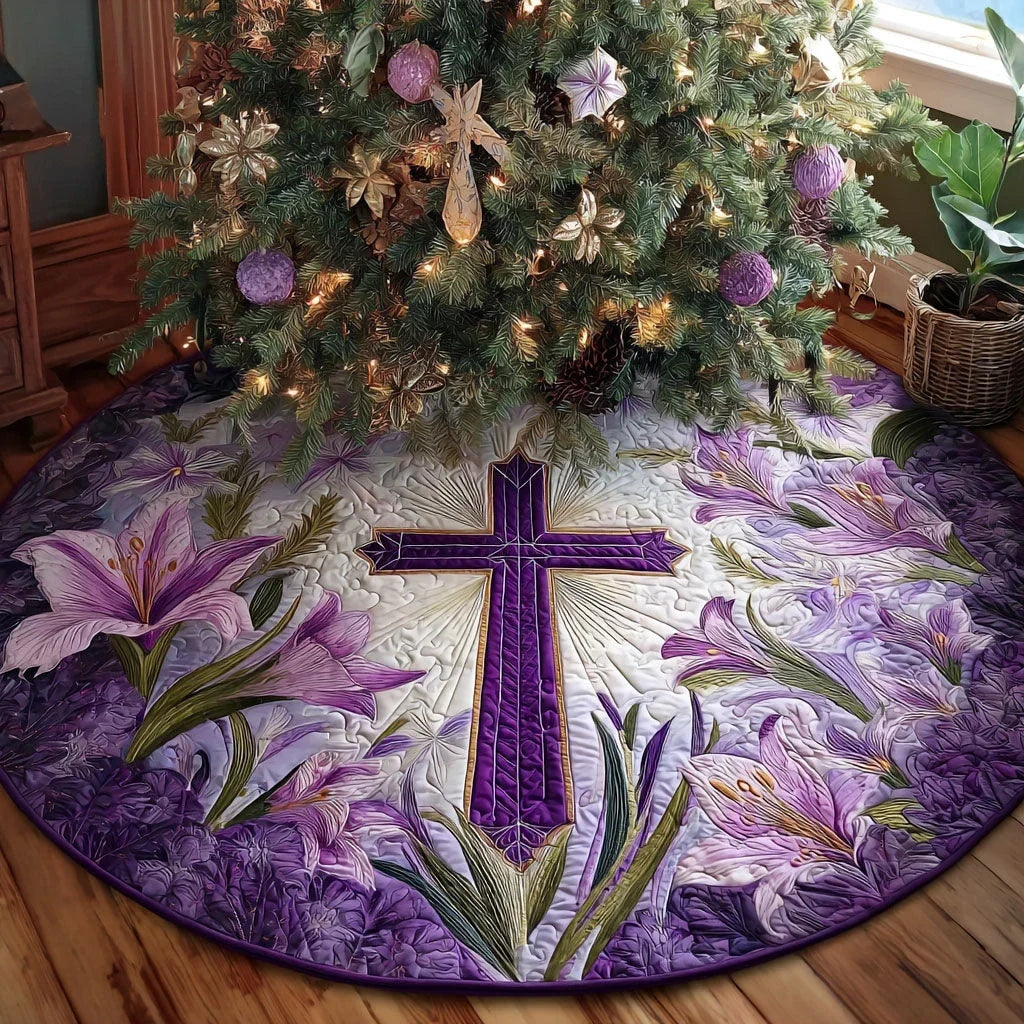 Divine Path Christmas Quilted Tree Skirt