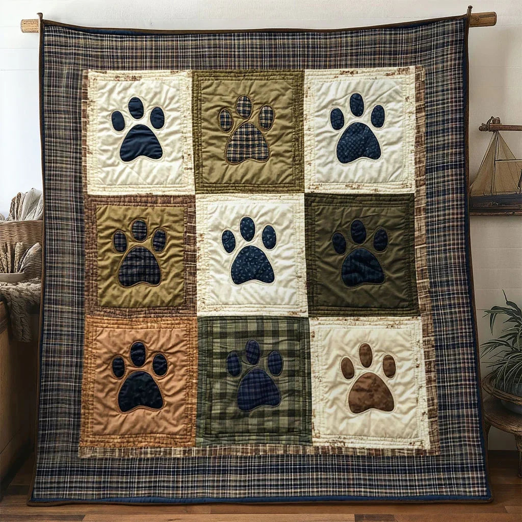 Dog Paw Loveprint Quilt Blanket