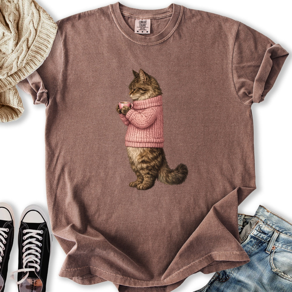 Cozy Maine Coon Cat Relaxed Tee