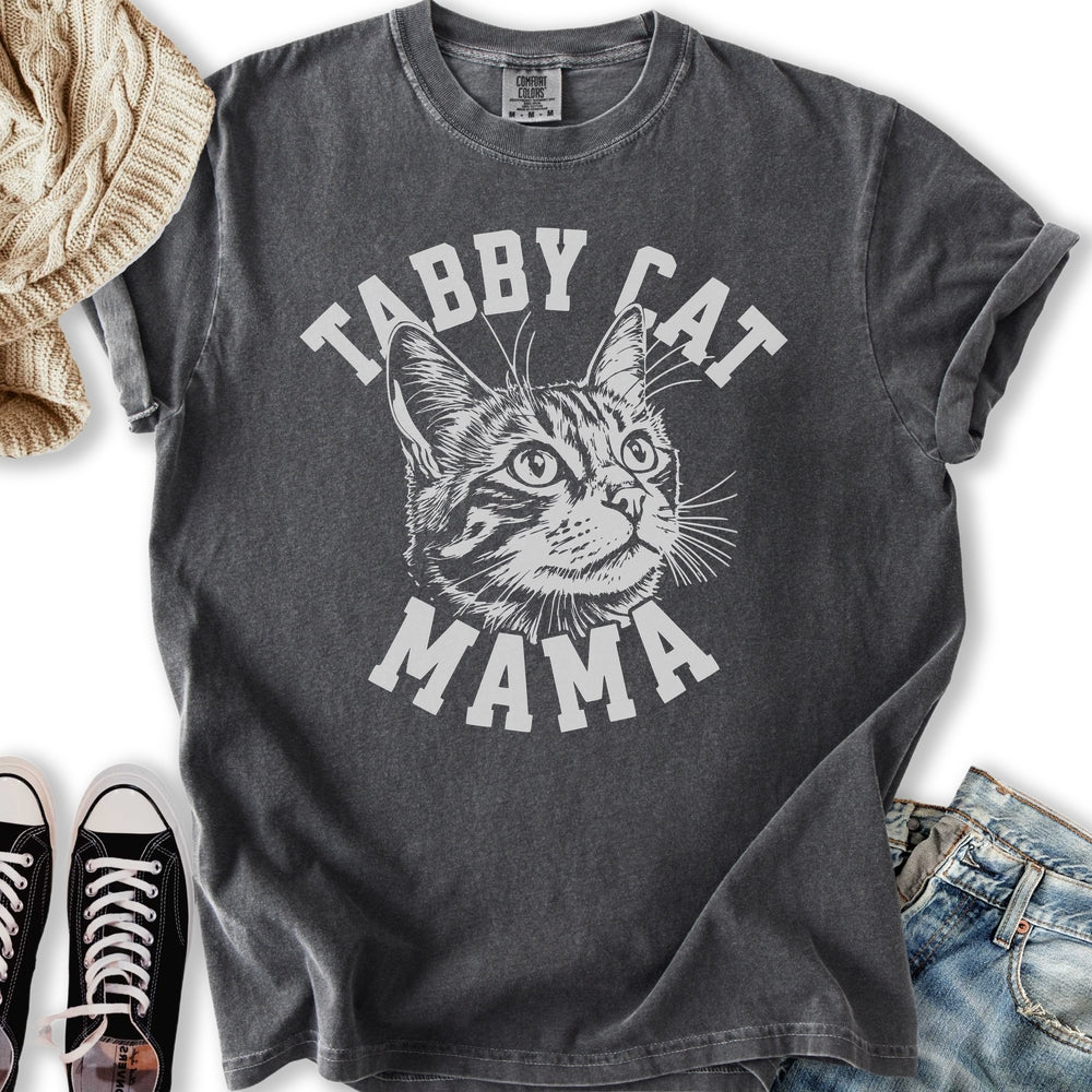 Tabby Cat Mama Relaxed Tee