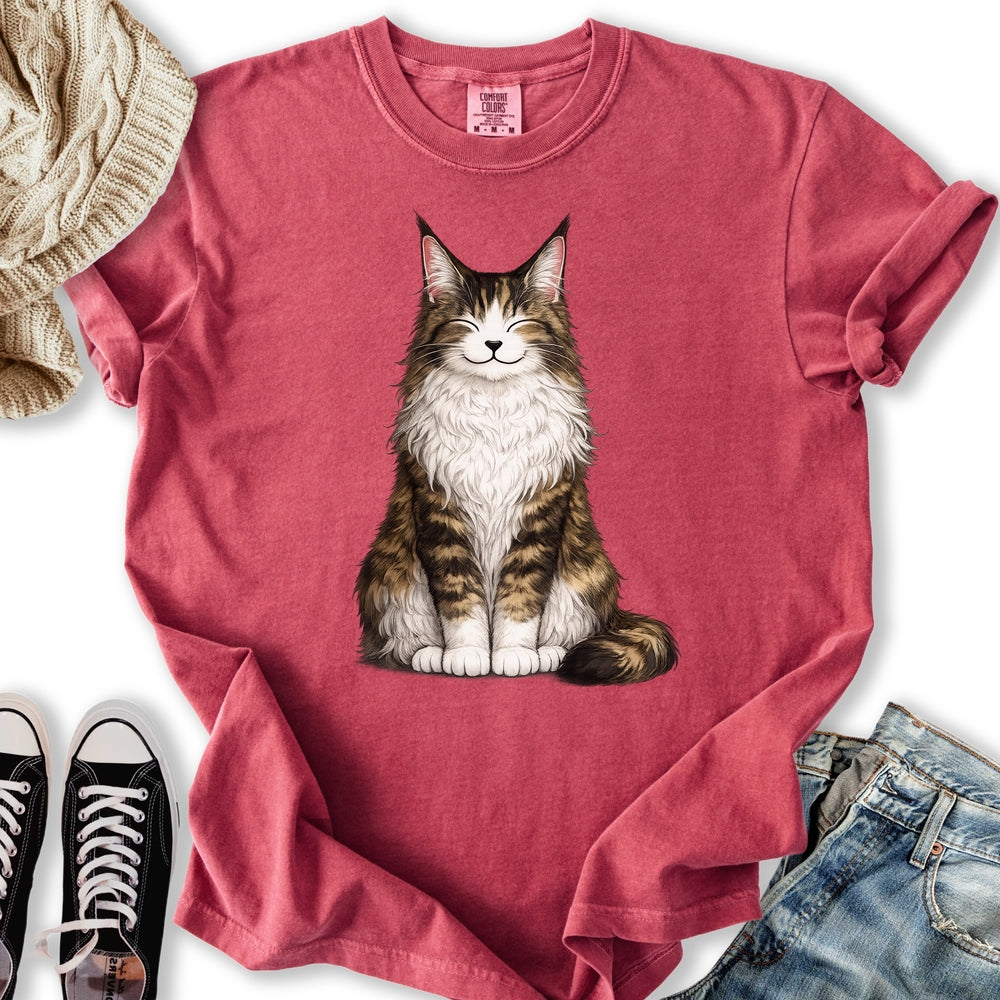 Smiling Maine Coon Cat Relaxed Tee